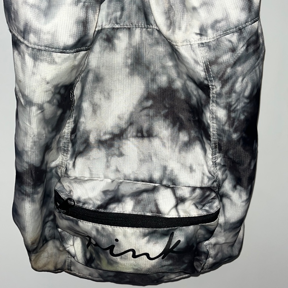 backpack with jawstring. PINK